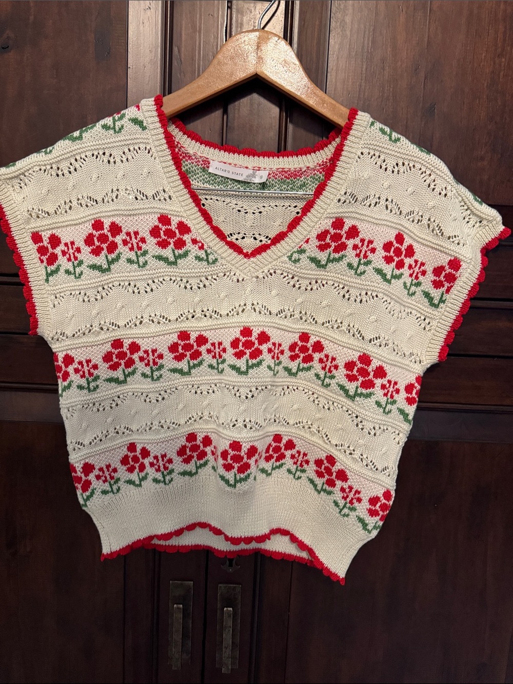 NWOT Altar'd State Cream V-Neck Floral Knit Sweater Vest
